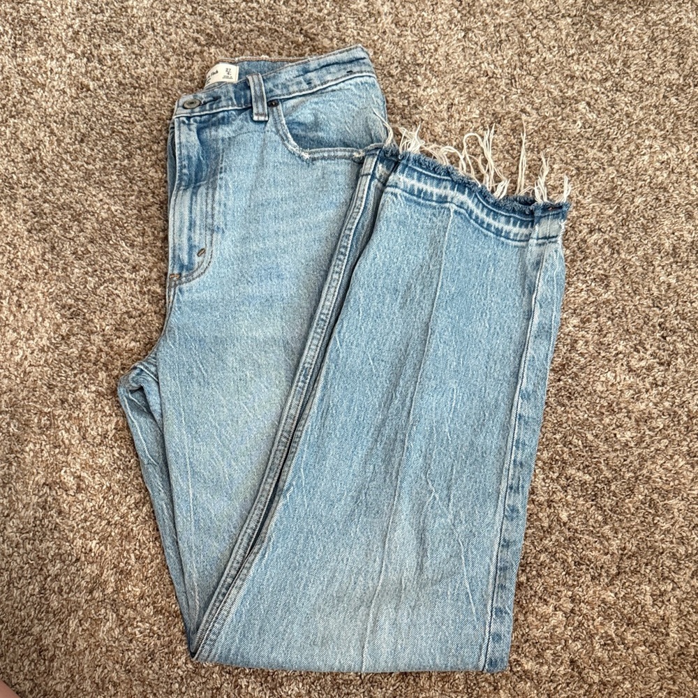 Abercrombie & Fitch Light Blue 90s straight curve love jeans.